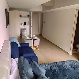 Completo En El Centro De , Bogotá Colombia